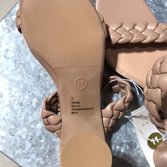 A new day basil heels tan new - Picture 6 of 6